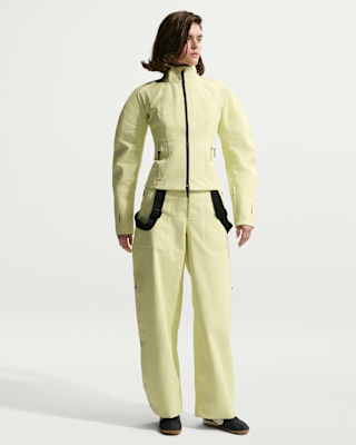 Nike x Jacquemus Women's GORE-TEX Jacket. Nike JP